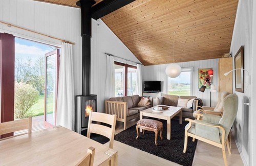 Rodvig Stevns House | 57 m² House ∙ 2 bedrooms ∙ 4 guests