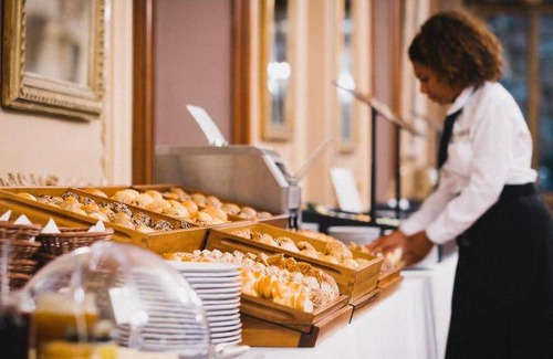 Brienz Hotel | 59 m² Hotel ∙ 127 guests