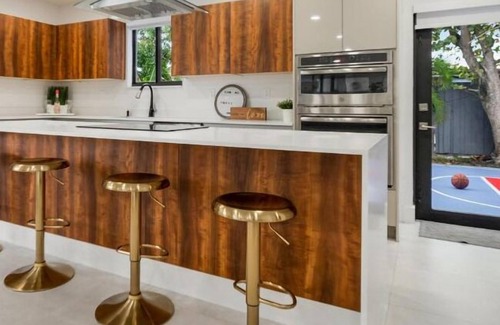 Cutler Bay House | 5BR Miami Oasis: Heated Pool, Spa & Basketball