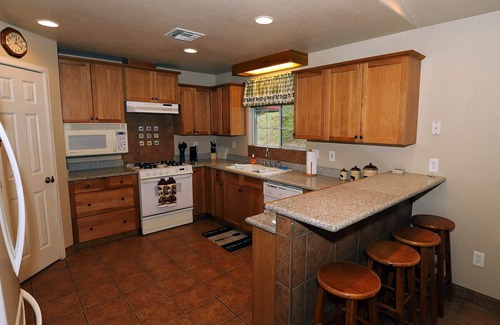 Squaw Valley House | 5EZ Ranch- Minutes to the Kings Canyon National Park