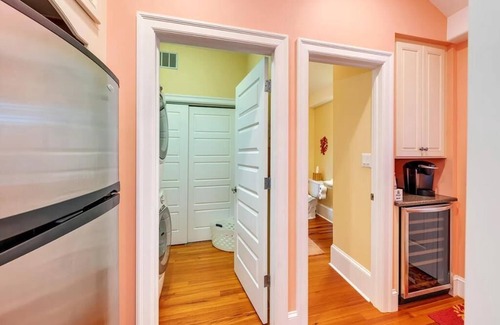 Admiral Estates House | 6 Bedroom Home 1 Block to the Beach! 1611 New Jersey Ave