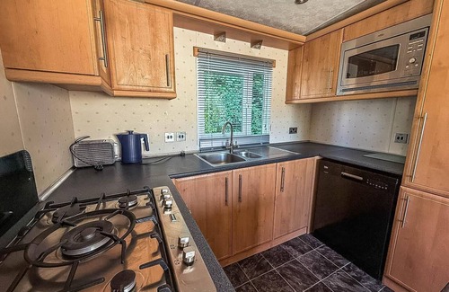 Great Yarmouth House | 6 berth caravan with decking at Cherry Tree Park in Norfolk ref 70014G