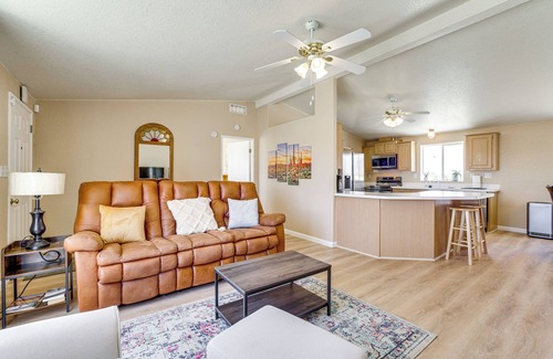 Pahrump House | 6 Mi to Downtown Pahrump: Scenic Desert Retreat