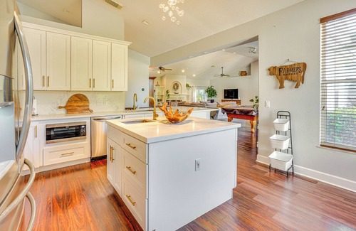 Indian River Estates House | 6 Mi to Dtwn: Pet-Friendly Retreat in Fort Pierce!