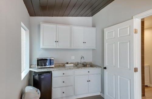 Frazier Park Apartment | 6 Mi to Frazier Mountain Cozy Studio Retreat