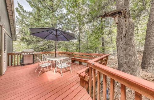 Cloudcroft House | 6 Mi to Ski Cloudcroft Home with Fire Pit and Grill