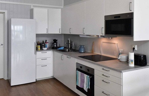 Dyrvik House | 6 person holiday home in Dyrvik