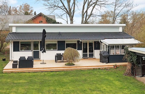 Nordost House | 6 person holiday home in Sæby