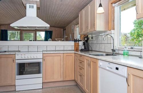 Skødshoved Strand House | 6 person holiday home in Knebel-By Traum
