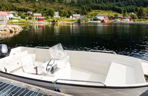 Vagsoy House | 6 person holiday home in MÅLØY