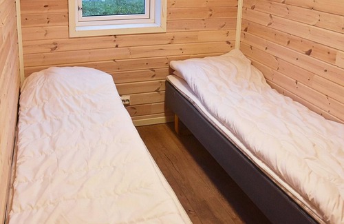Vagsoy House | 6 person holiday home in MÅLØY