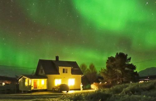 Balsfjord House | 6 person holiday home in Storsteinnes