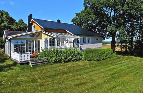Mellerud House | 6 person holiday home in MELLERUD-By Traum
