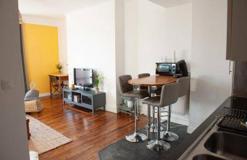 Rive Droite Apartment | 60 m² Apartment ∙ 2 bedrooms ∙ 6 guests