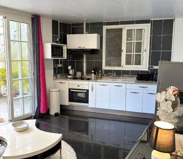 Sainte-Rose Apartment | 60 m² Apartment ∙ 1 bedroom ∙ 2 guests