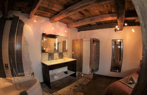 Severac-l'Eglise Bed & Breakfast | 60 m² Bed and breakfast ∙ 3 bedrooms ∙ 5 guests