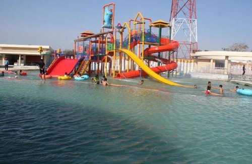 Pimpri - Chinchwad Resort | 60 m² Resort ∙ 8 guests