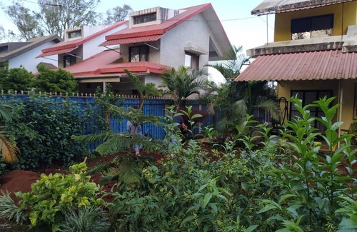 Wai Villa | 6000 m² Villa ∙ 4 bedrooms ∙ 20 guests