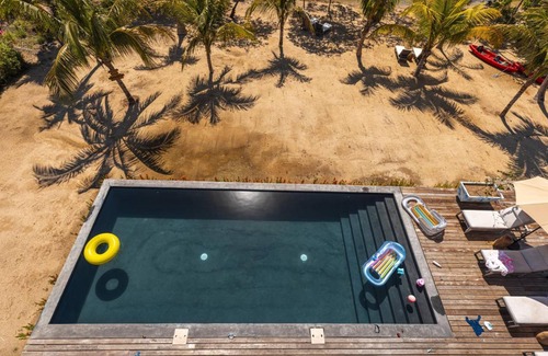 Placencia Villa | 604 m² Villa ∙ 5 bedrooms ∙ 10 guests