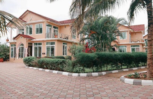 Bububu Hotel | 61 m² Hotel ∙ 3 bedrooms ∙ 9 guests