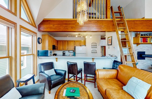 Historic District Condo | 62 m² Condo ∙ 1 bedroom ∙ 2 guests