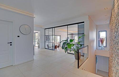 Tunes Villa | 646 m² Villa ∙ 6 bedrooms ∙ 16 guests