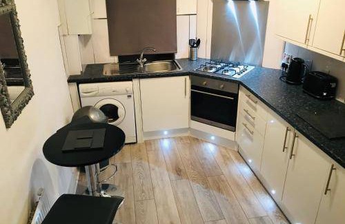Port Glasgow Apartment | 65 m² Apartment ∙ 1 bedroom ∙ 3 guests