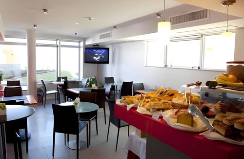 Carrasco Apartment | 65 m² Serviced apartment ∙ 127 guests