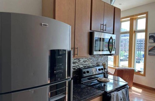 Downtown Minneapolis Apartment | 66 m² Apartment ∙ 2 bedrooms ∙ 4 guests