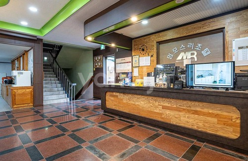 Sokcho Hotel | 66 m² Motel ∙ 127 guests