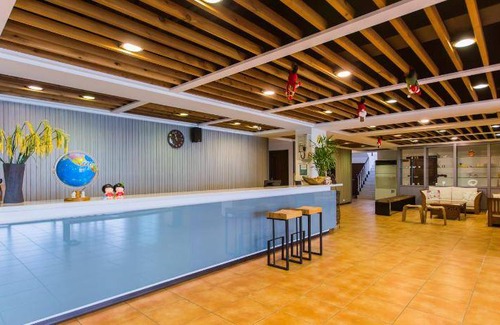 Datong Hotel | 66 m² Motel ∙ 6 guests