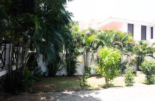 Chennai House | 669 m² Bungalow ∙ 6 bedrooms ∙ 15 guests