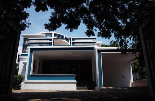 Chennai House | 669 m² Bungalow ∙ 6 bedrooms ∙ 15 guests