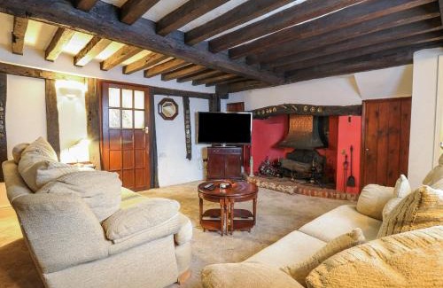 Broom House | 68 Great North Road