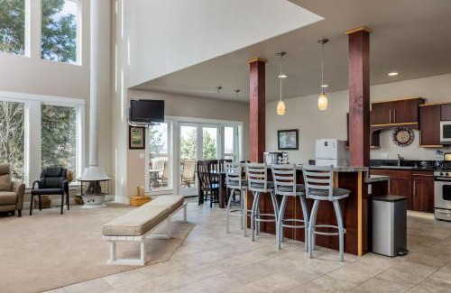 Mountain View House | 6BR - 6 King Beds - EV - 10min Downtown