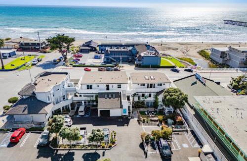 Cayucos House | 7 Cayucan Bungalows Close to Beach Ocean Views Sleeps 36