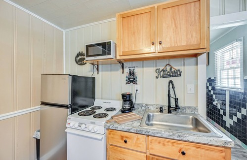 Cave City Apartment | 7 Mi to Mammoth Cave Nat'l Park: Cozy Apartment!
