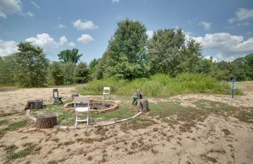 Tyler Apartment | 7 Mi to Tyler State Park A-Game Cabin