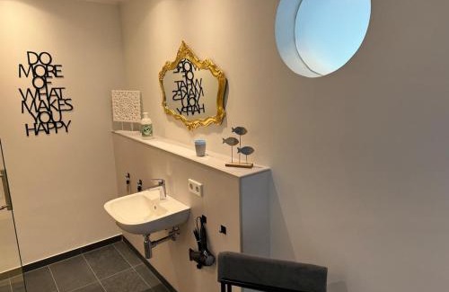 Olpe Apartment | #7 Ommi Kese Soling See-Suite Sauna und Terrasse
