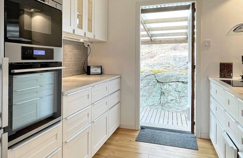 Hjaelteby House | 7 person holiday home in Hjälteby