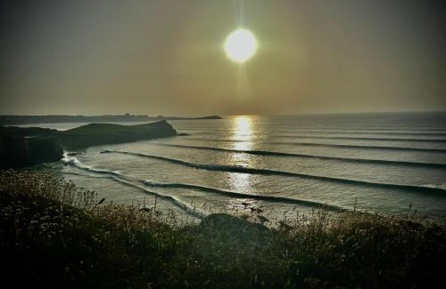 Newquay House | 7 Porth Valley Cottage's