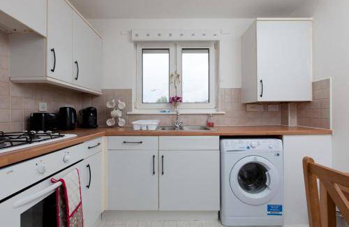 Pitreavie Apartment | 70 m² Apartment ∙ 2 bedrooms ∙ 4 guests