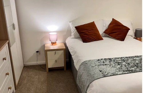 Solihull Apartment | 70 m² Apartment ∙ 2 bedrooms ∙ 4 guests