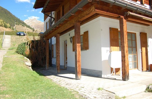 Tujetsch Apartment | 70 m² Apartment ∙ 3 bedrooms ∙ 6 guests