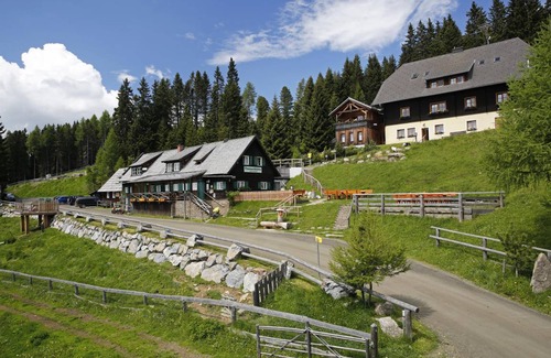 Muehlen Cabin | 70 m² Cabin ∙ 2 bedrooms ∙ 8 guests