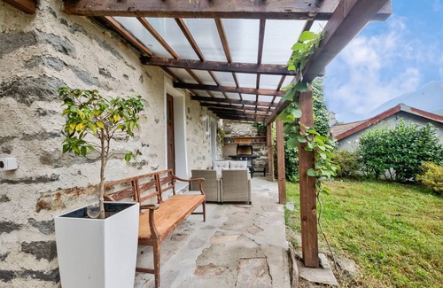 Camedo Ski Chalet | 70 m² Chalet ∙ 2 bedrooms ∙ 4 guests