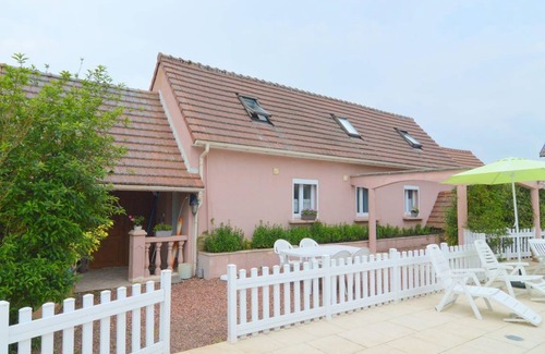 Folleville House | 70 m² House ∙ 2 bedrooms ∙ 5 guests