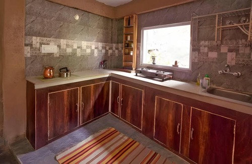 Dharamshala Apartment | 700 m² Apartment ∙ 1 bedroom ∙ 3 guests