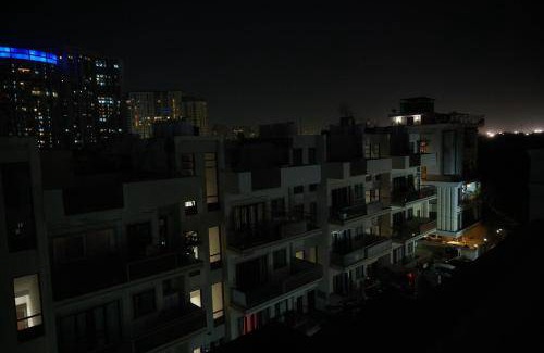 DLF Phase 5 House | 7000 m² House ∙ 3 bedrooms ∙ 7 guests