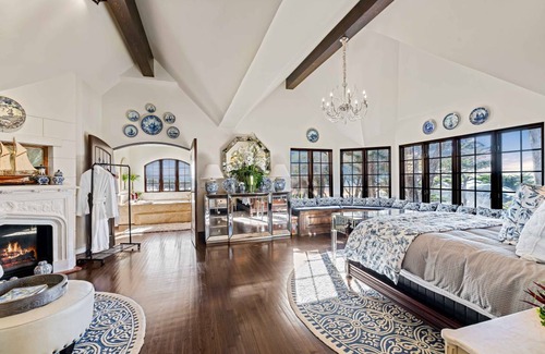 Carmel Highlands House | 706 m² House ∙ 9 bedrooms ∙ 20 guests